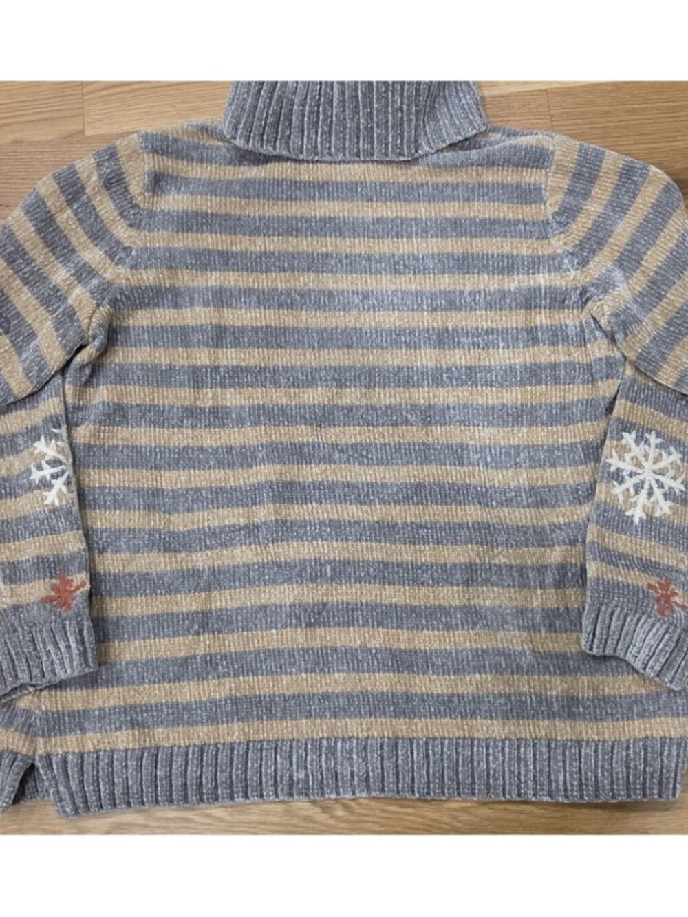 Coldwater Creek Luxe Chenille Turtleneck Sweater Gray Tan Snowflake Holiday 1X - Picture 5 of 10